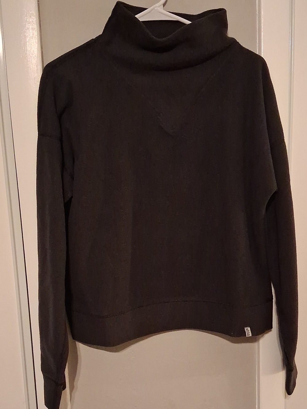 NWOT Stio Turpin Fleece Mockneck Top M Black Cropped Boxy Cut